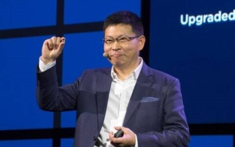余承东谈iPhone Duo：华为先做阔折叠