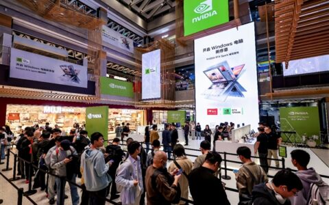 英伟达RTX Spark PC首销火爆开启新篇章